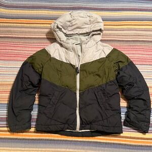 Nike Kids Puffer Jacket Hooded Chevron Colorblock Zip Up Padded Warm Outerwear‎